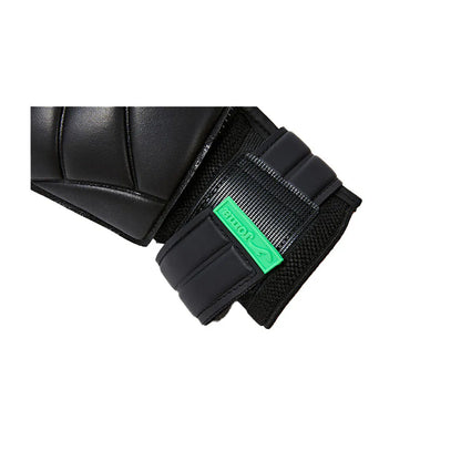 Futsal Goalkeeper Gloves [black and green]