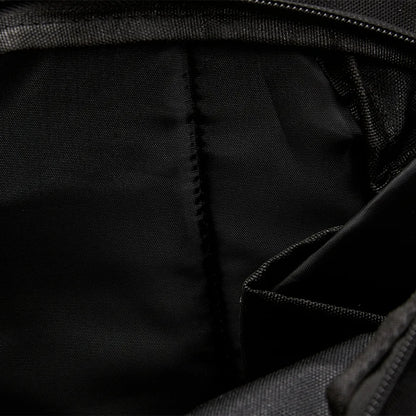 Large capacity sports backpack [black]