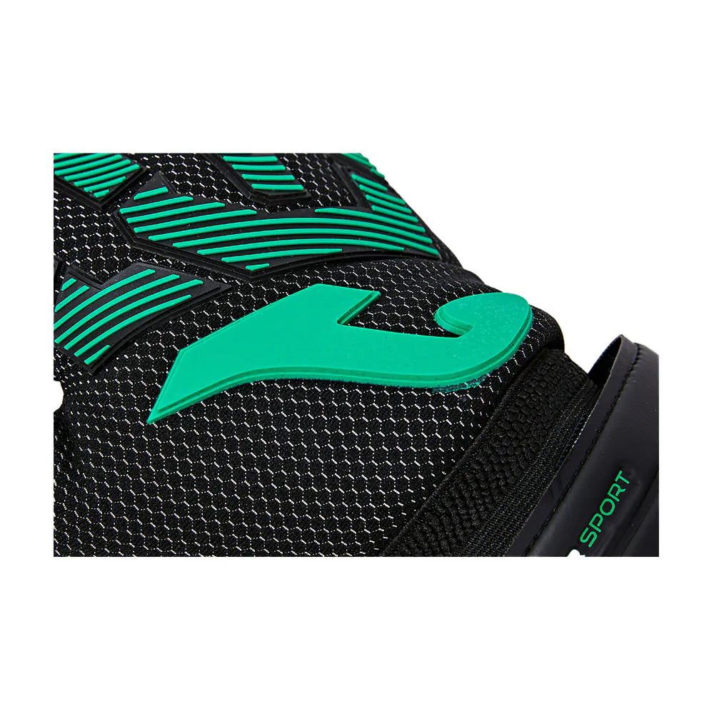 Futsal Goalkeeper Gloves [black and green]