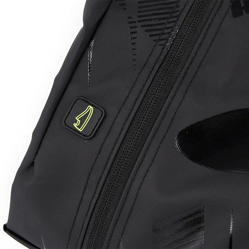 Water-repellent and breathable hand shoe bag [black green/black orange] 